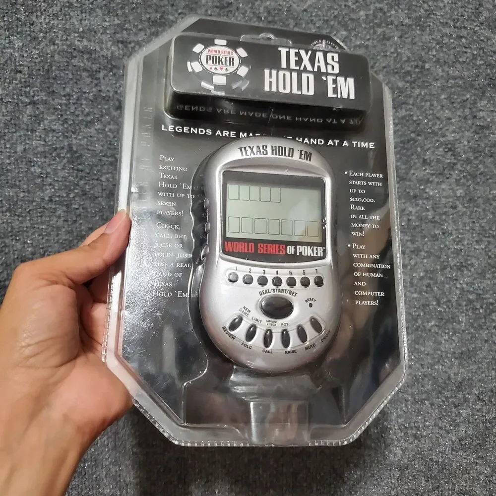 New TEXAS HOLD EM Electronic Handheld Game World Series of Poker Travel Size